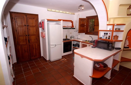 Orgiva House | Alcazaba - self-catering house with 2 double bedrooms, shower room and terrace