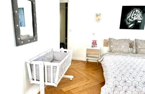 Boissy-Saint-Leger Apartment | Alexandru Home