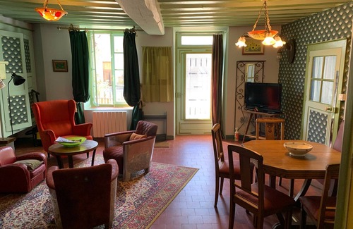 Sainpuits House | Alfred and George, The Appendix