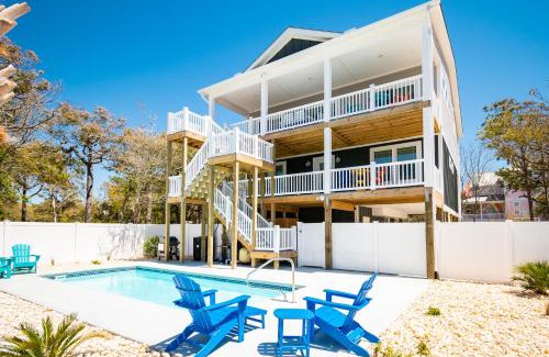 Yaupon Beach House | All Decked Out by Oak Island Accommodations