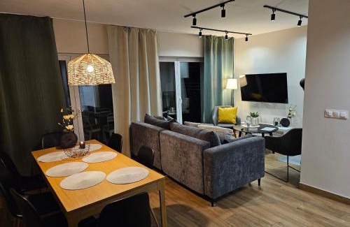 Lasowka Ski Chalet | All Season Sauna&Jacuzzi - klimatyzowane domki z widokiem na góry Kotlina Kłodzka 4km do Zieleniec SKI Arena