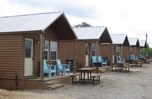 Stockdale Cabin | All Tucked Inn Cabins