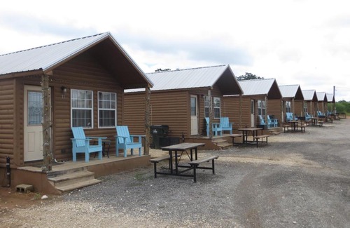 Stockdale Cabin | All Tucked Inn Cabins