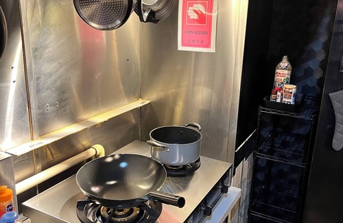 Chuo-ku Apartment | *All-you-can-drink, karaoke, all-you-can-eat snacks included*/Large group available/5 min. walk from Tenjin Station