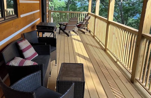 Caldwell Cabin | Allegheny Cabin 3Bed/2Bath, near Greenbrier resort and golfing.nn