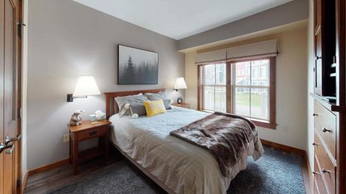 Snowshoe Apartment | Allegheny Spg - Cozy Condo Ski from our patio