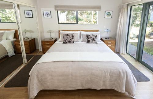 Paihia Bed & Breakfast | Allegra House