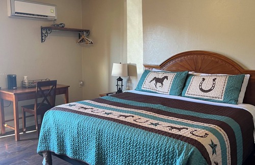 Tombstone Hotel | Allen Street Inn