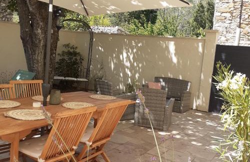Roche-Saint-Secret Bed & Breakfast | Alma Bella
