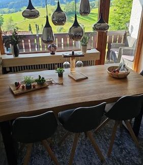 Missen-Wilhams Apartment | Almchalet mit Pool und Sauna