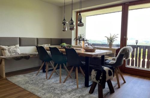 Missen-Wilhams Apartment | Almchalet mit Pool und Sauna