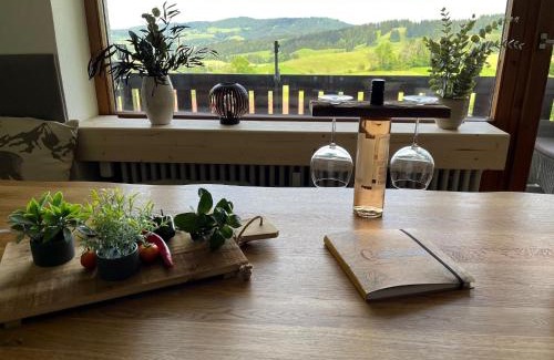 Missen-Wilhams Apartment | Almchalet mit Pool und Sauna