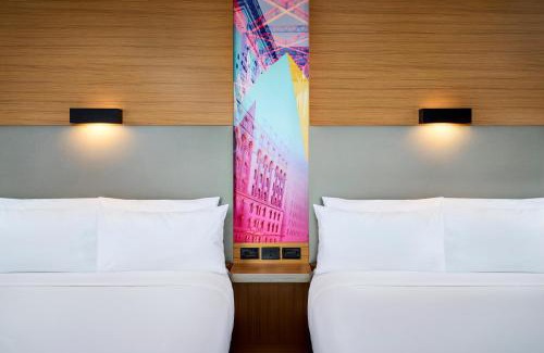 Dorval Hotel | Aloft Montreal Airport