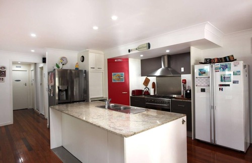 Dicky Beach House | Aloha from Moffat Beach