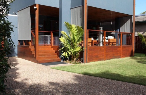 Dicky Beach House | Aloha from Moffat Beach