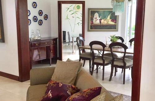 Samborondon House | Alojamiento en Samborondon