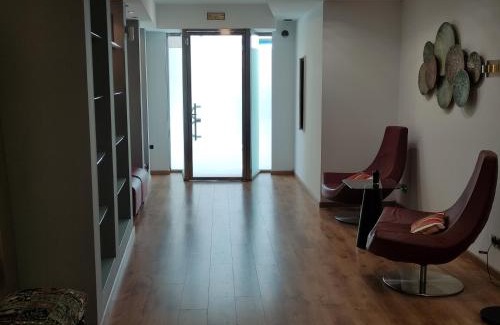 El Prat de Llobregat House | Alojamiento independiente de invitados el Olivo