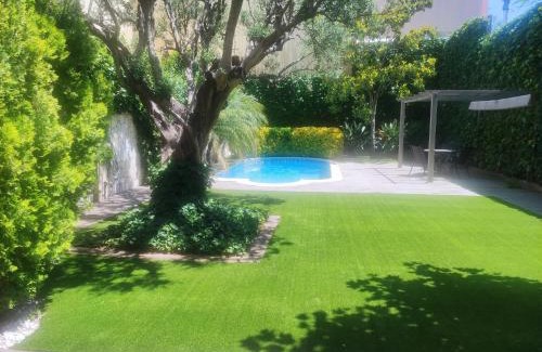 El Prat de Llobregat House | Alojamiento independiente de invitados el Olivo