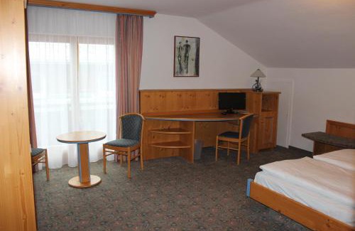 Mittelberg Hotel | Alpenhotel Widderstein