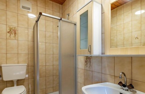 Agsdorf Apartment | Alpenrose by Interhome