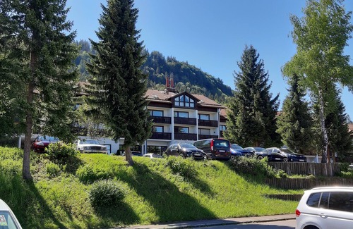 Missen-Wilhams Apartment | Alpenveilchen apartment in the Oberallgäu with pool, sauna and great views from the balcony