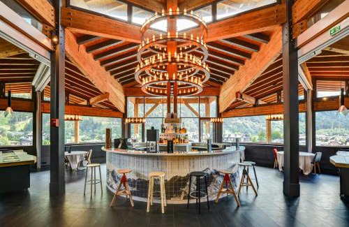 Chamonix City Centre Hotel | Alpina Eclectic Hotel