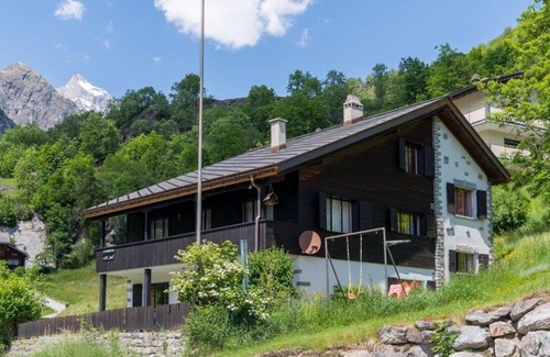 Reckingen Ski Chalet | Alpine Chalet in Fieschertal