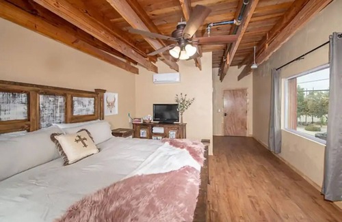 Alpine Hotel | Alpine City Place