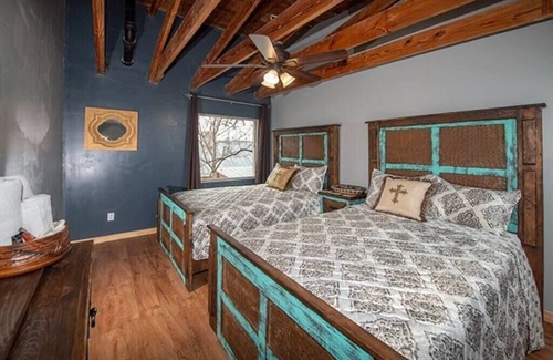 Alpine Hotel | Alpine City Place