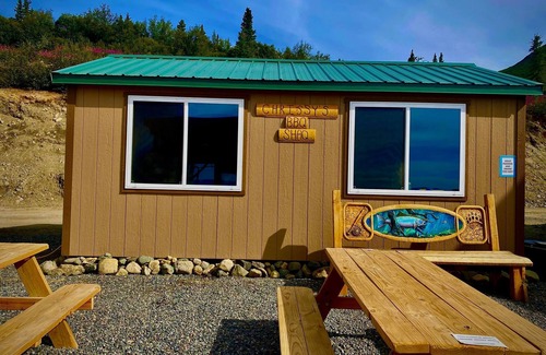 Cantwell Cabin | Alpine Creek Lodge-Denali Highway