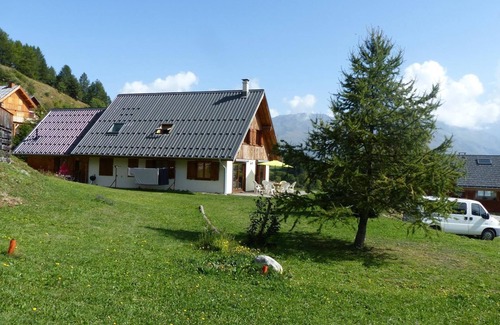 Montricher-Albanne House | ALPINE FANTASY II