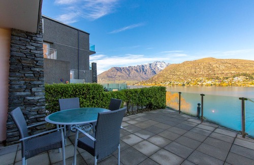 Queenstown Apartment | Alpine Village Hamlet