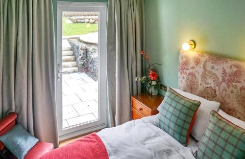 Cowal Peninsula House | Alt Na Blathaich