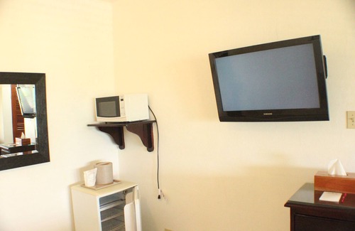 Montego Bay Hotel | Altamont West Hotel