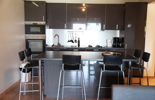 Olmeto Apartment | Altezza - Garden level F4