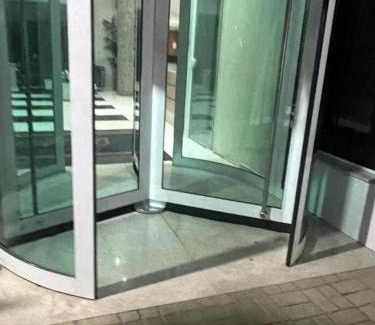 Palmeiras Apartment | Alugo 1 Suite 210 no Mont Blanc