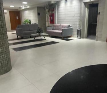 Palmeiras Apartment | Alugo 1 Suite 210 no Mont Blanc