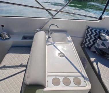 Parque das Palmeiras Boat Rental | Aluguel de lancha em Angra dos Reis