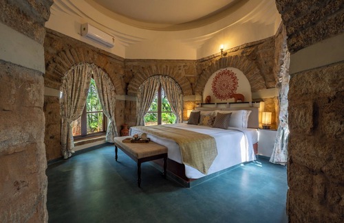 Hessarghatta Resort | Amã Stays & Trails Kuteeram, Bangalore