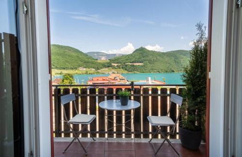 Seestrasse Apartment | Am See Apartments