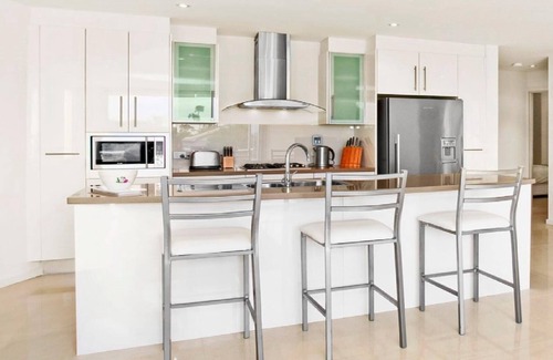 Terrigal Apartment | AMALFI #7 | Short walk to beach, shops and cafes, WIFI | By Accom Holidays