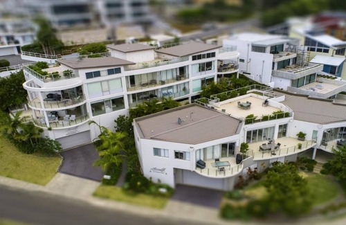 Terrigal Apartment | AMALFI #7 | Short walk to beach, shops and cafes, WIFI | By Accom Holidays