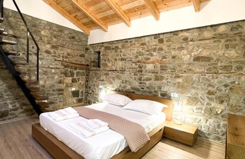 Berat Hotel | Amalia Hotel