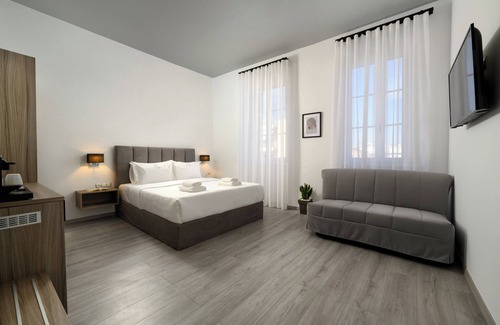 Corfu Town Hotel | Amalphi Corfu City Living by Konnect - Deluxe Suite Lila