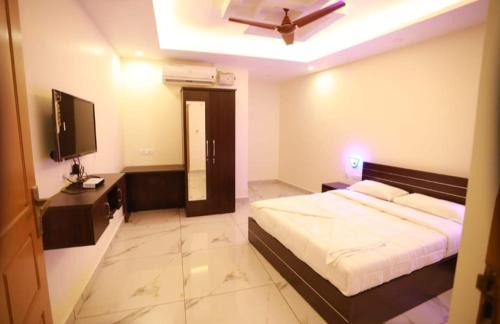 Thodupuzha Hotel | Aman Residency