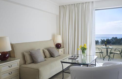 Vouliagmeni Hotel | Amarilia Hotel