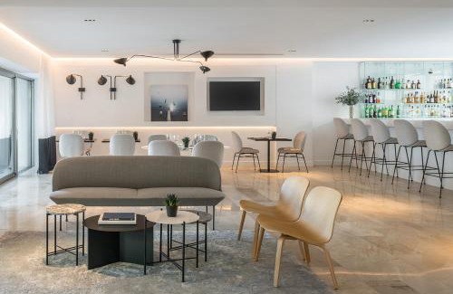 Vouliagmeni Hotel | Amarilia Hotel