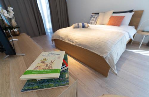 Eforie Nord Apartment | Amaris Aparthotel, Situat pe Faleza din Eforie Nord, La 2 Pași de Plajă, Apartamente Complet Utilate