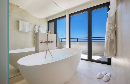Agios Tychon Hotel | Amathus Beach Hotel Limassol