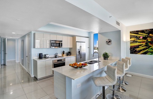 Hallandale Beach Apartment | AMAZING 3BD CONDO BEACHWALK RESORT